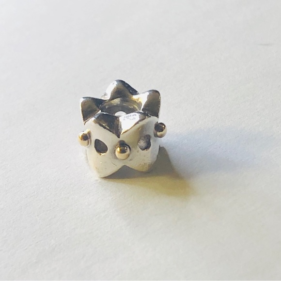 Pandora 14k Eyelet Lace Charm - Picture 6 of 8